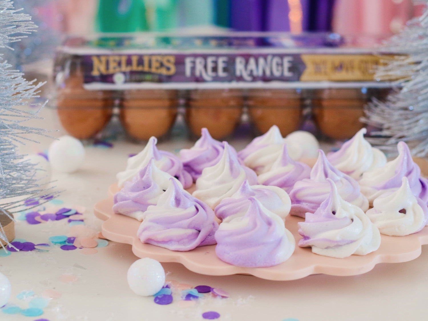 Swirled Meringue Kisses