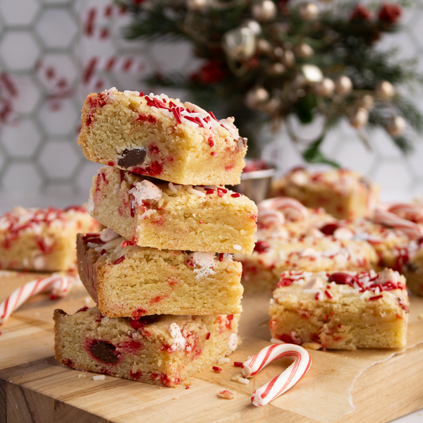 Peppermint Sugar Cookie Bars
