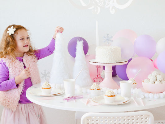 how to throw a winter wonderland themed party